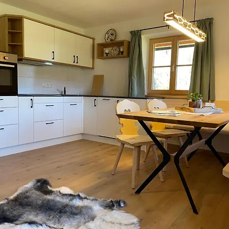 Rainerweber Sunseitn Apartman *